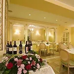 Tuder Hotel 3*