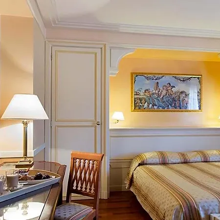 Tuder Hotell 3*