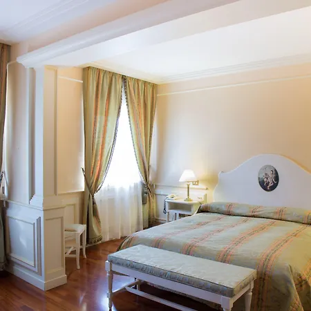 Tuder Hotel Todi