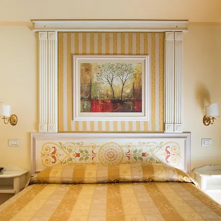 Tuder Hotel 3*