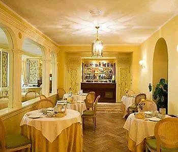 Hotel Tuder